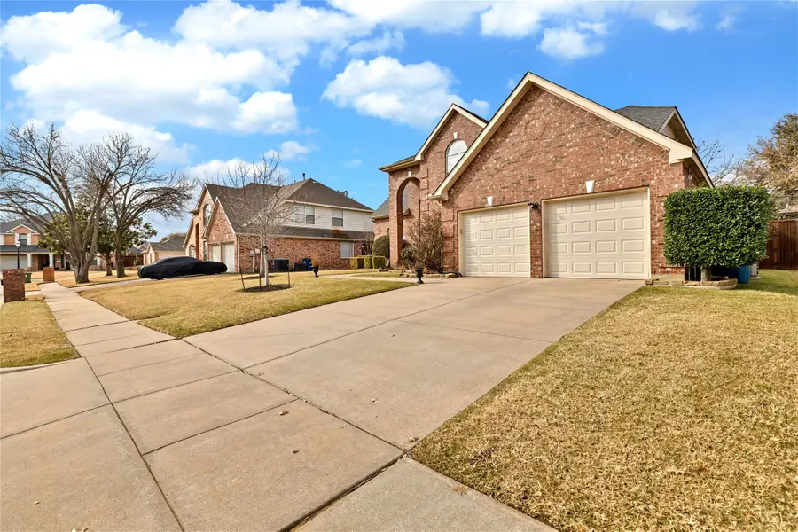 5709 Northcrest Drive, Flower Mound, TX 75028 - Image #3