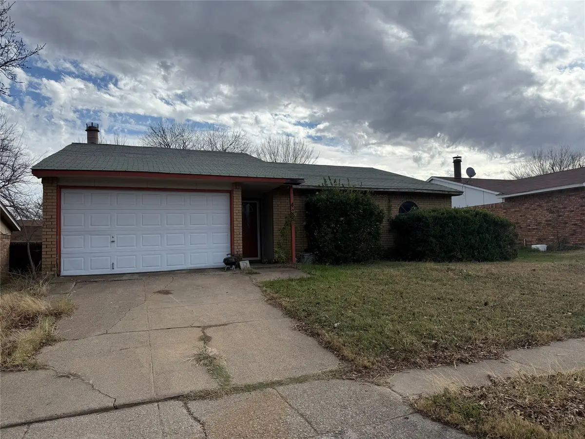 7405 Lea Place, Fort Worth, TX 76140 - Image #1