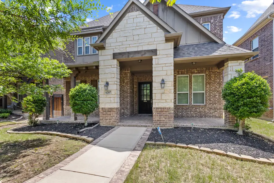 4207 Peach Blossom Drive, Arlington, TX 76005 - Image #2