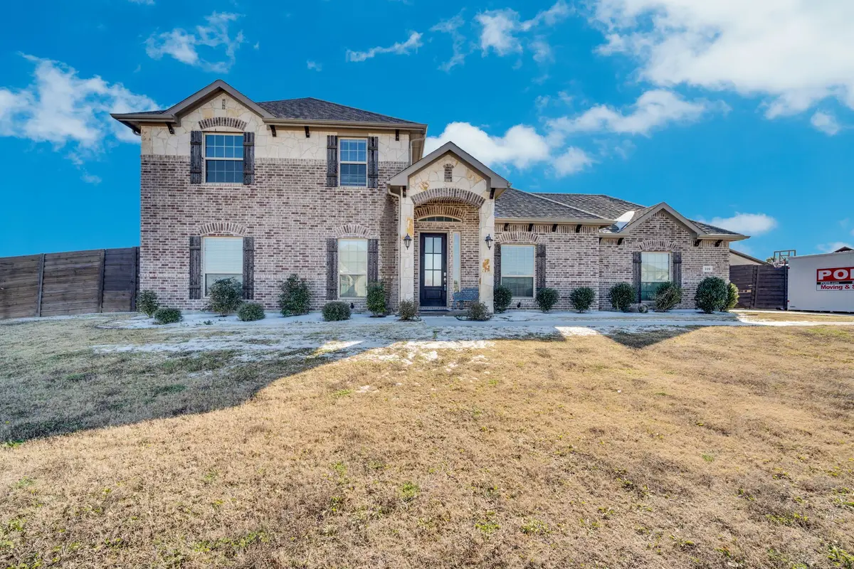 320 Berkeley Drive, Waxahachie, TX 75167 - Image #1