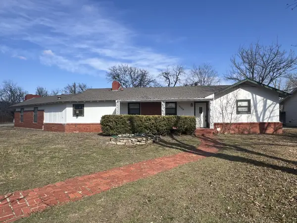 2100 11th Street, Brownwood, TX 76801