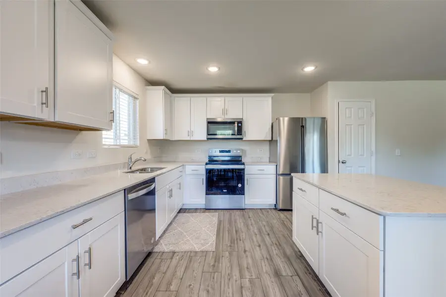 516 W Marshall Drive, Van Alstyne, TX 75495 - Image #3