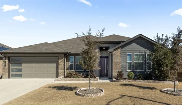 1628 Forest Park Drive, Alvarado, TX 76009