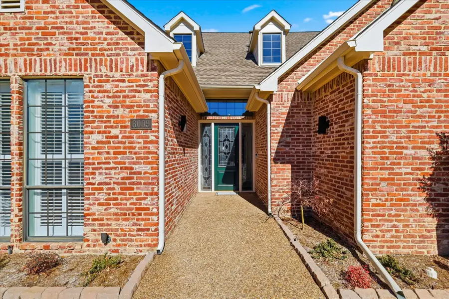 6009 Fallsview Lane, Dallas, TX 75252 - Image #2