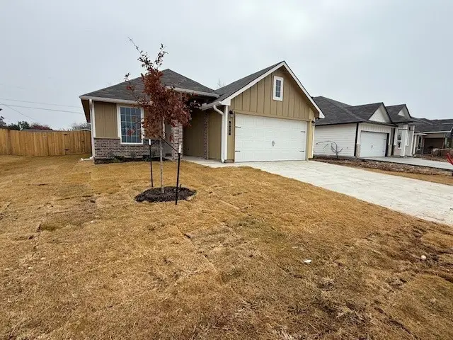 121 Adaline Bend, McGregor, TX 76657 - Image #2