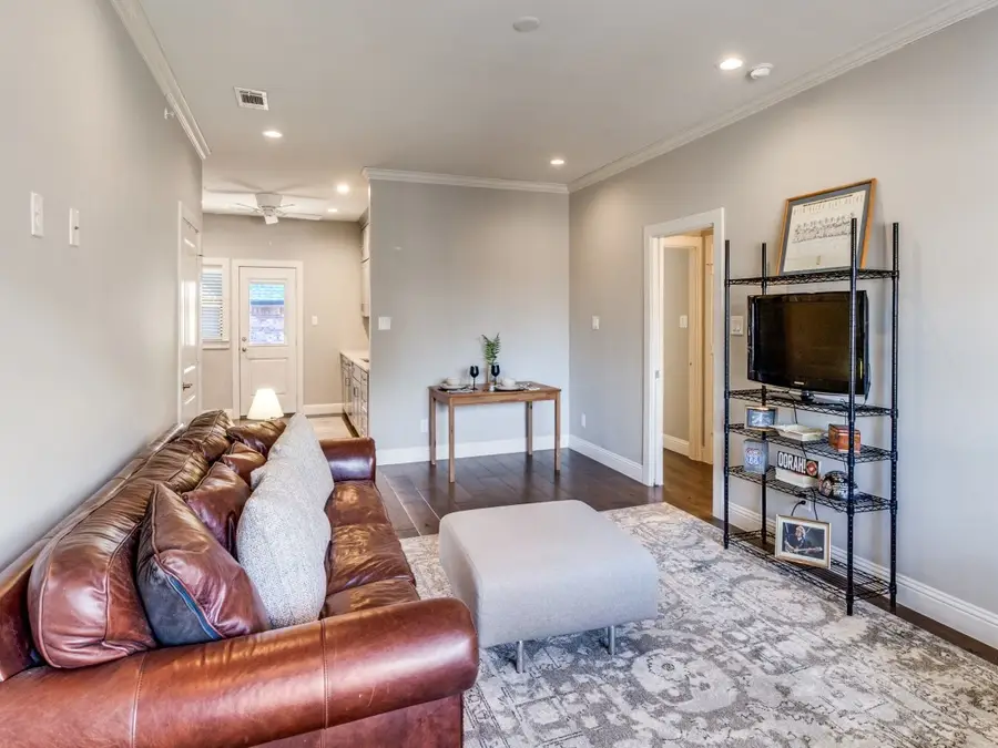 10714 Park Village Place #D, Dallas, TX 75230 - Image #3