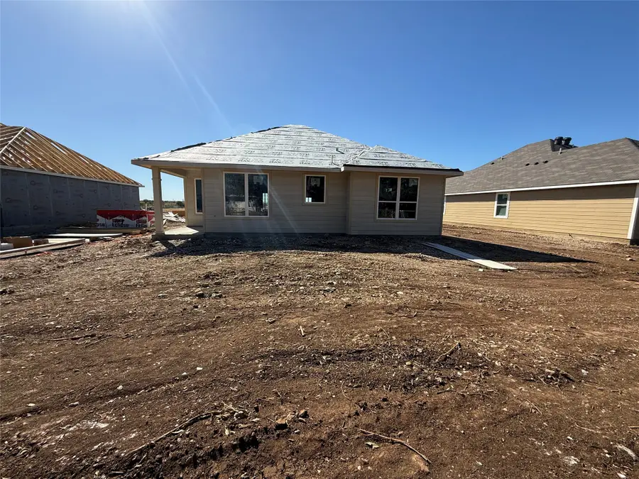 119 Adaline Bend, McGregor, TX 76657 - Image #2