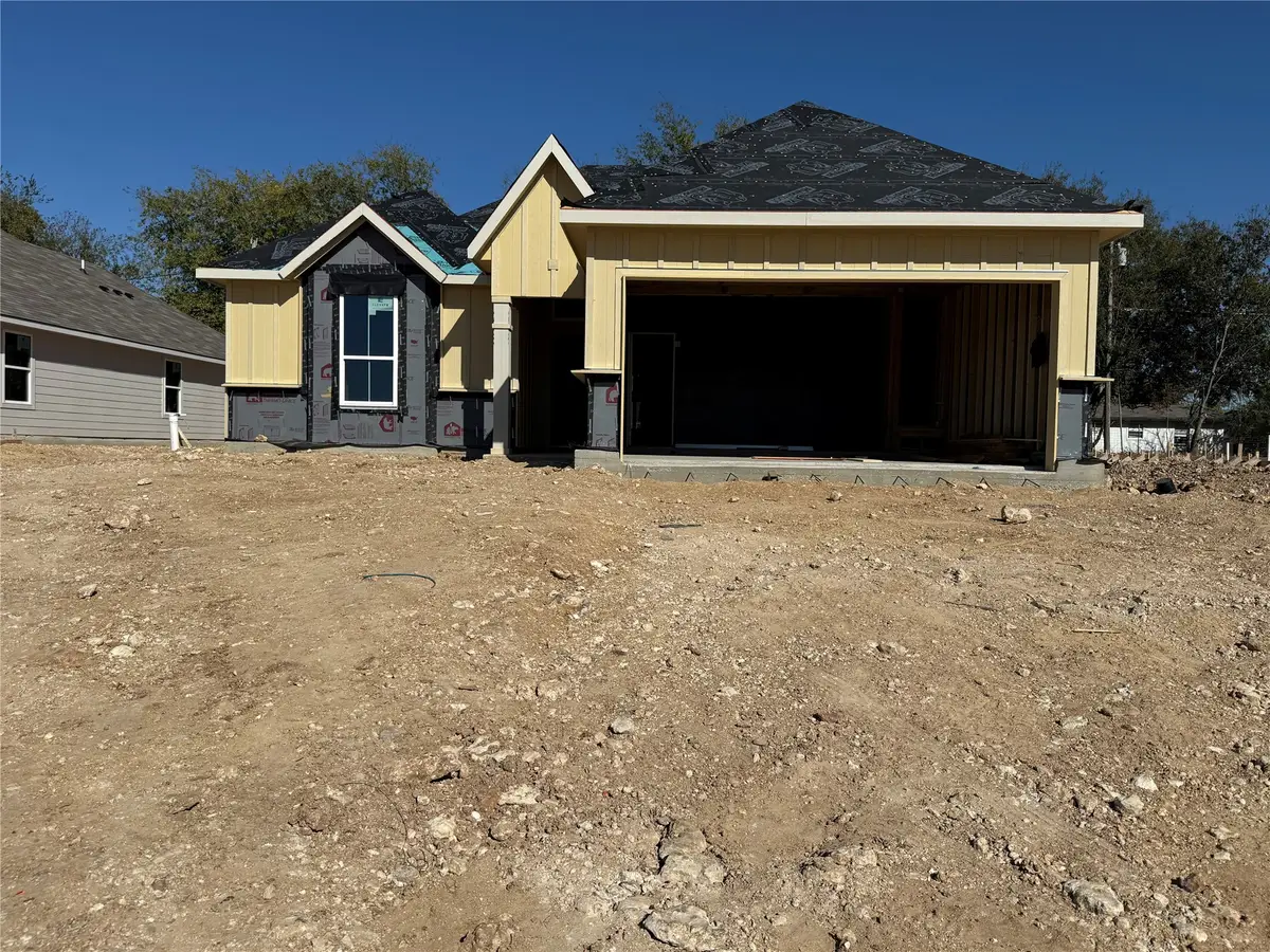 113 Adaline Bend, McGregor, TX 76657 - Image #1