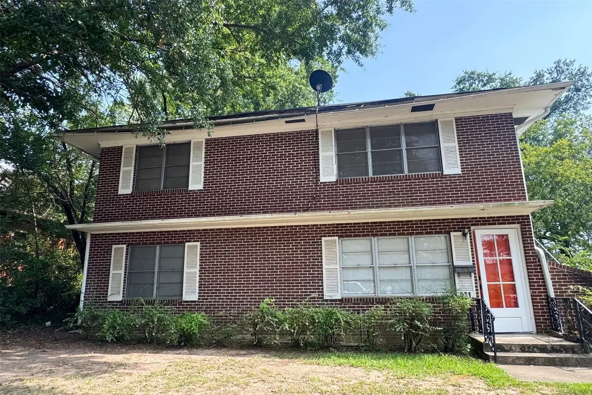 933 Jefferson Place, Shreveport, LA 71104 - #1