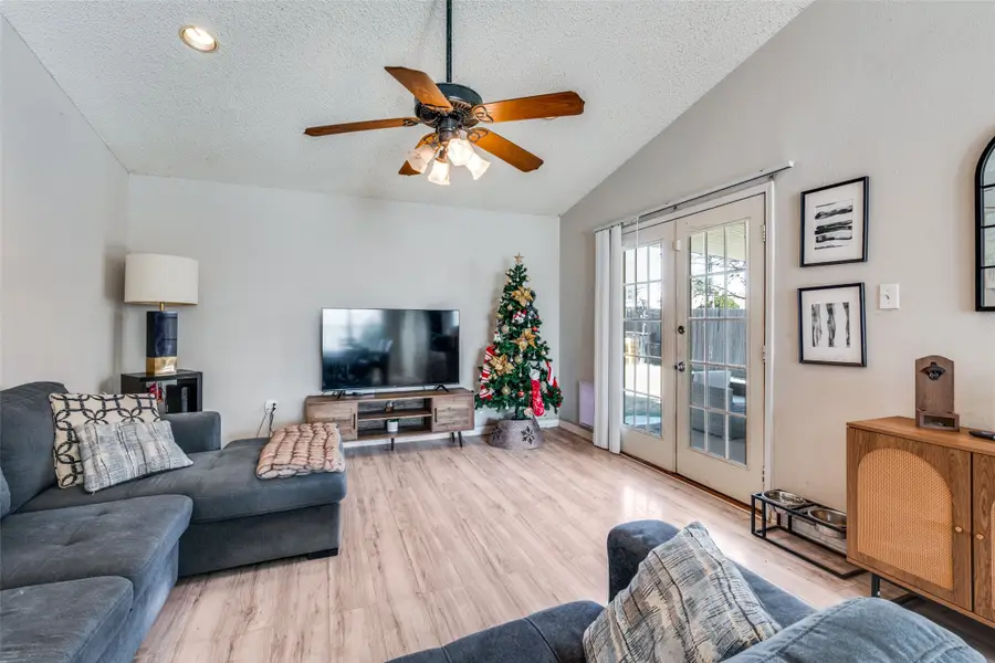 1415 Colonnade Drive, Arlington, TX 76018 - #3