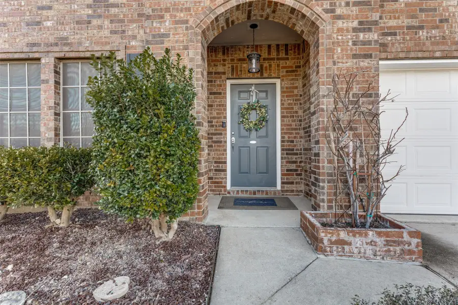 841 Kentucky Derby Lane, Fort Worth, TX 76179 - Image #3