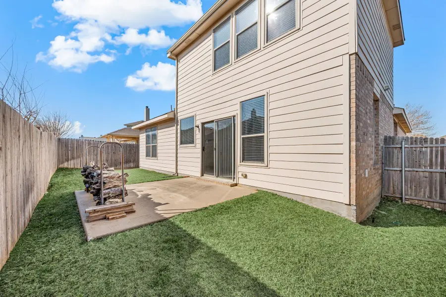 337 Turquoise Drive, Fort Worth, TX 76131 - Image #2