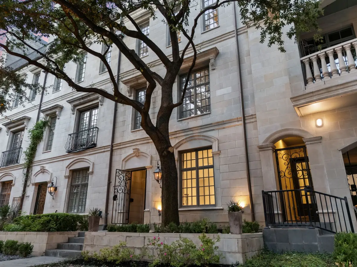 2214 Worthington Street, Dallas, TX 75204 - Image #1