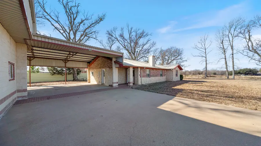 833 Vz County Road 4413, Ben Wheeler, TX 75754 - #3