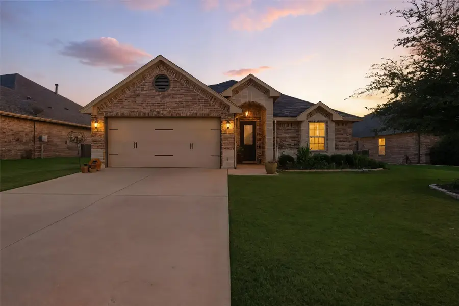 2038 Clive Drive, Granbury, TX 76048 - #2