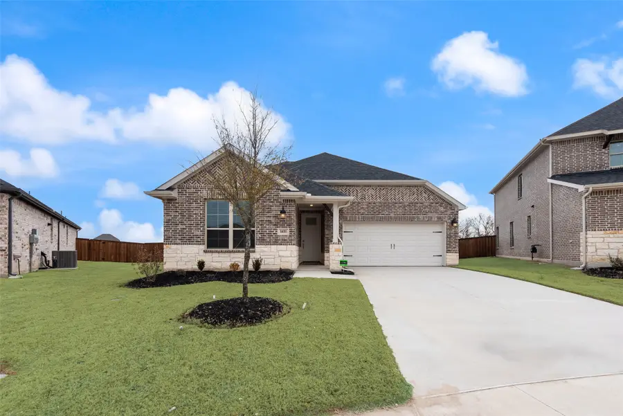 1411 Lowe Pond Street, Forney, TX 75126 - Image #2