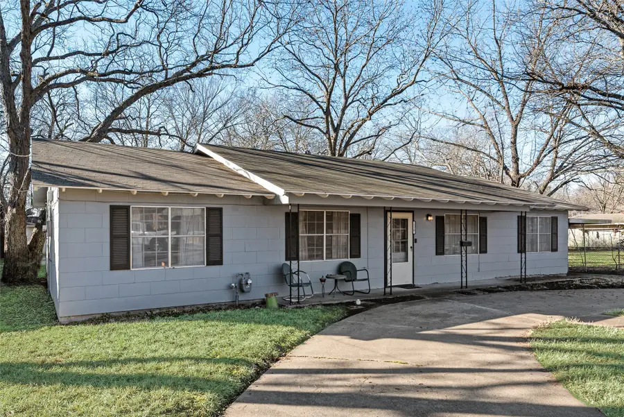 110 Hackberry Street, Lancaster, TX 75146 - Image #2