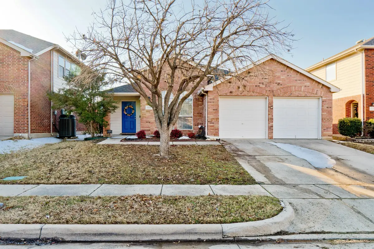 13225 Elmhurst Drive, Fort Worth, TX 76244 - Image #1