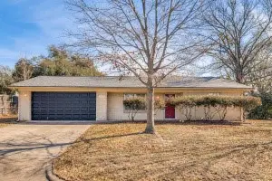 101 N Shannon Street, Kaufman, TX 75142 - #1