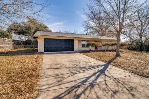 101 N Shannon Street, Kaufman, TX 75142 - #2