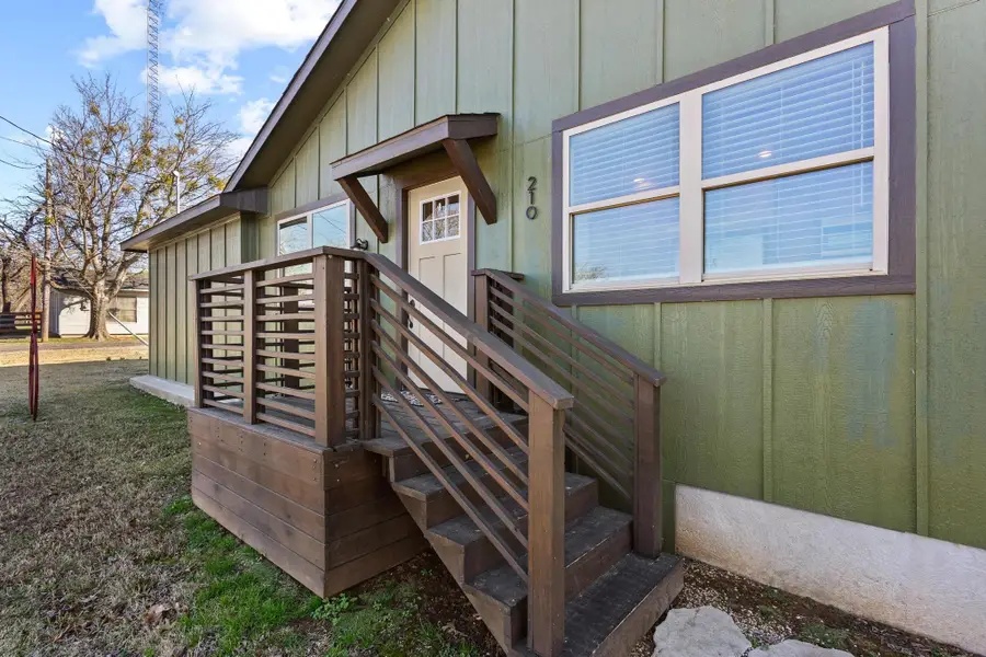 210 Hiland Lane, Pottsboro, TX 75076 - #2