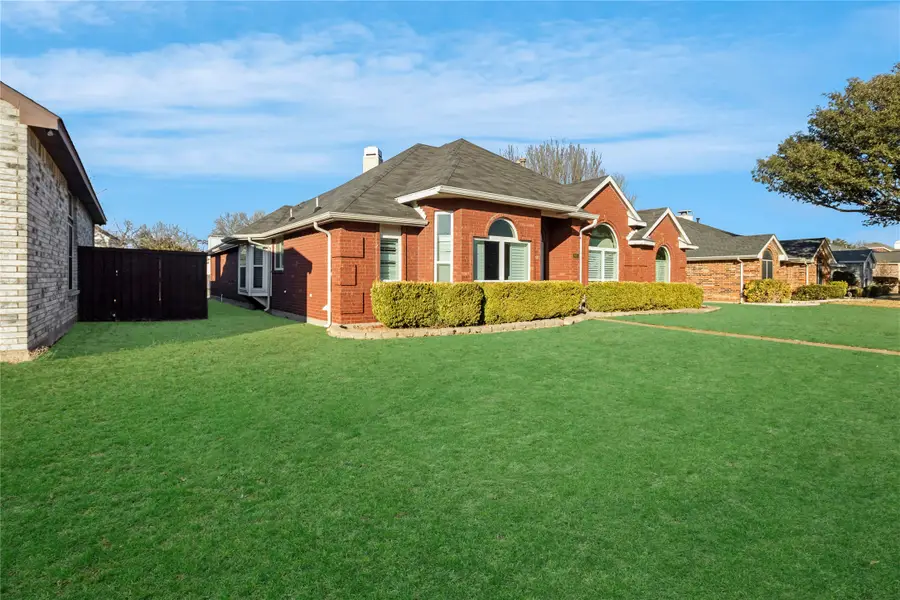 805 Bray Street, Cedar Hill, TX 75104 - Image #2