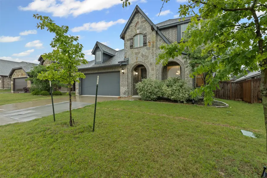 1013 Stockton Drive, Godley, TX 76044 - Image #3