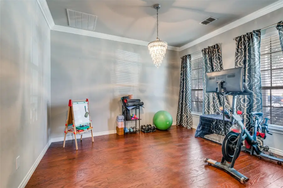 4025 Dexter Avenue, Fort Worth, TX 76107 - Image #3