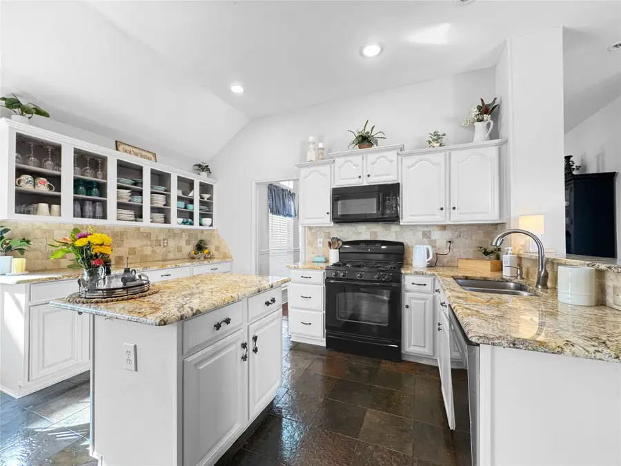 2625 Cheverny Drive, McKinney, TX 75070 - Image #2