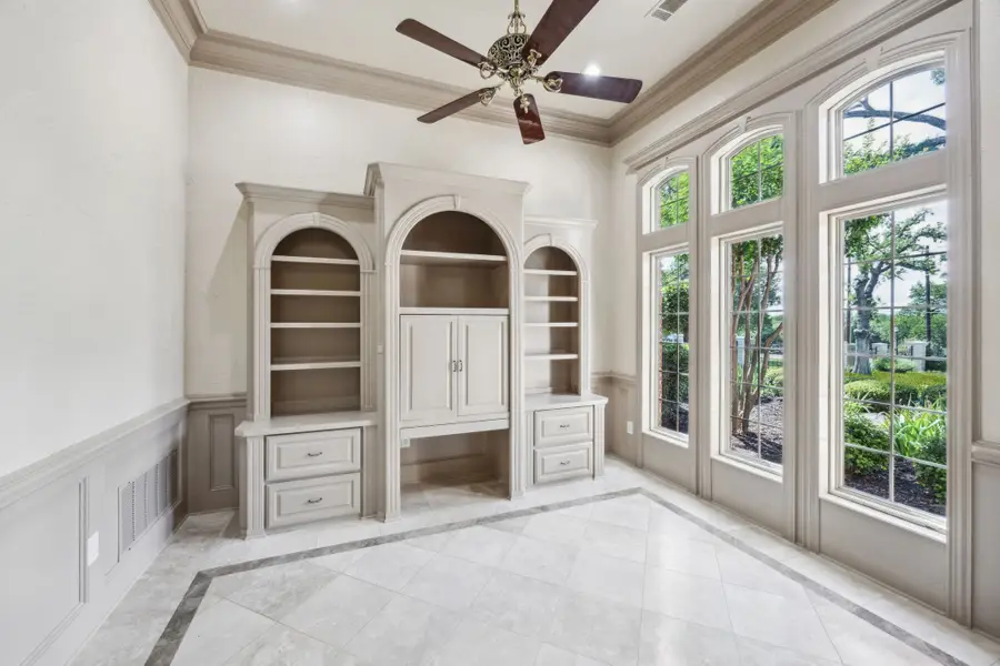 585 N Peytonville Avenue, Southlake, TX 76092 - #3