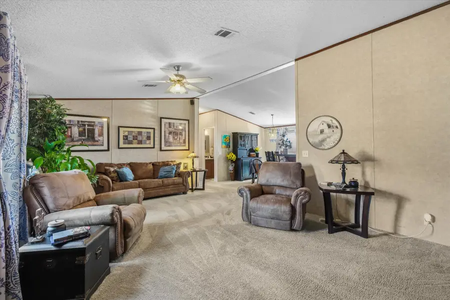 851 Vz County Road 3110, Edgewood, TX 75117 - Image #3