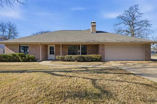 195 Enchanted Drive, Enchanted Oaks, TX 75156