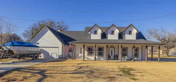 4000 Sioux Court, Granbury, TX 76048