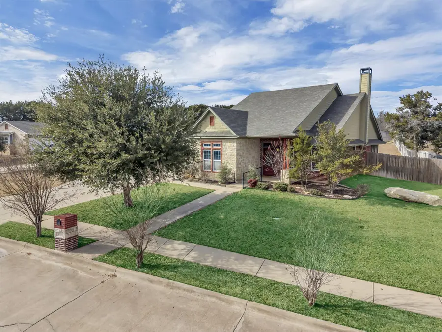125 Camelot Street, Glen Rose, TX 76043 - #3