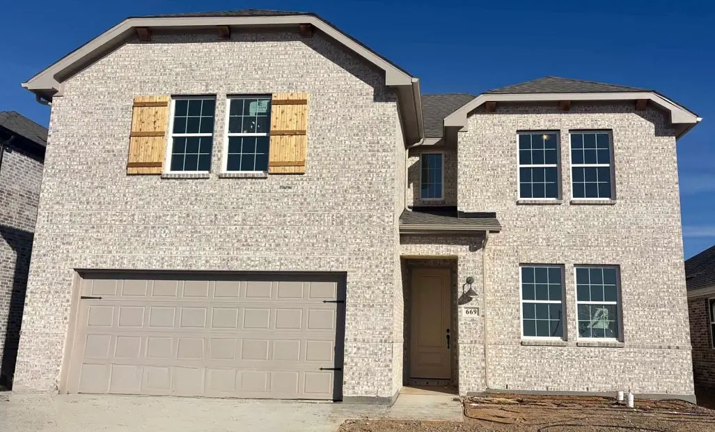 669 Tyronza Drive, Justin, TX 76247 - Image #1