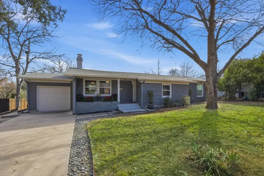 4517 Selkirk Drive, Fort Worth, TX 76109 - #2