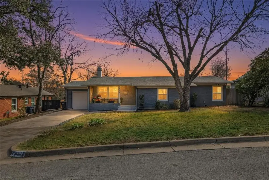 4517 Selkirk Drive, Fort Worth, TX 76109 - #3