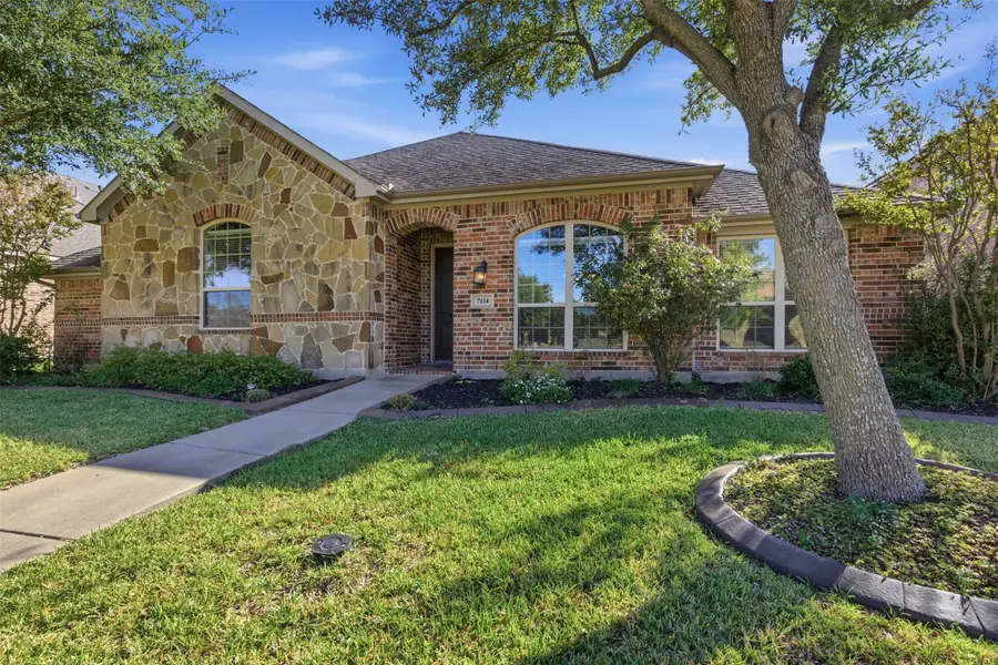 7114 Waterbury Drive, Rowlett, TX 75089 - Image #2