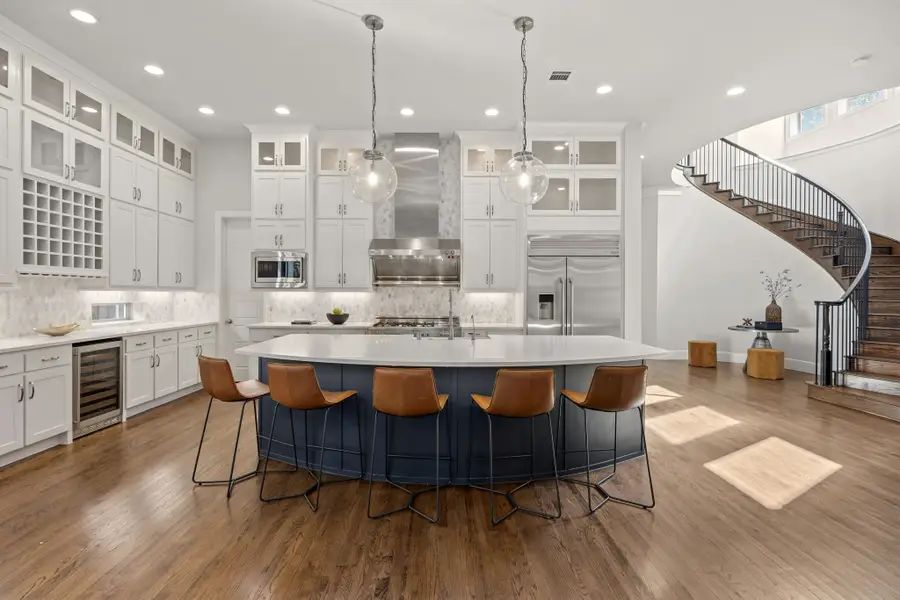 4567 Elsby Avenue, Dallas, TX 75209 - #3