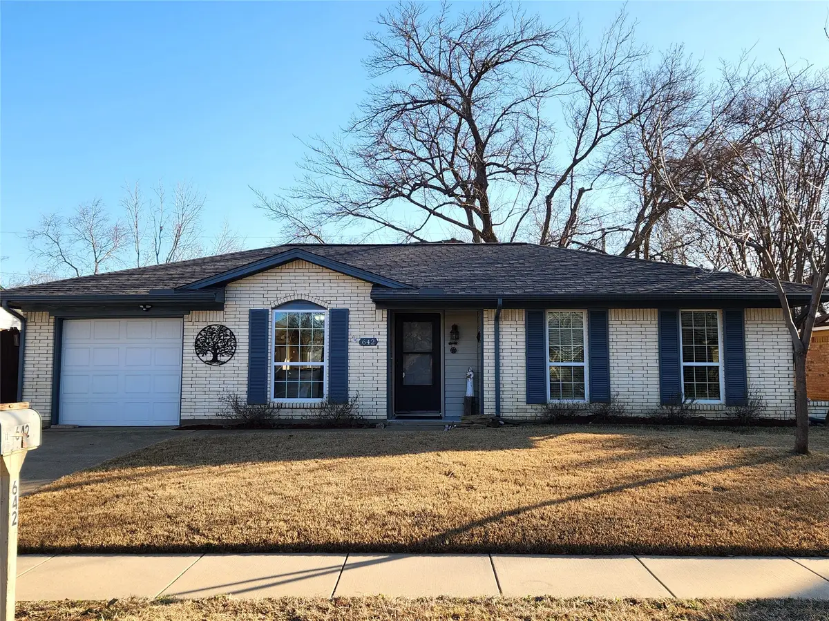 642 Ferguson Drive, Lewisville, TX 75057 - Image #1