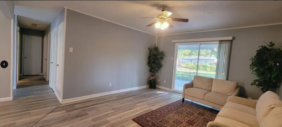 914 Shorehaven Drive, Garland, TX 75040 - Image #3