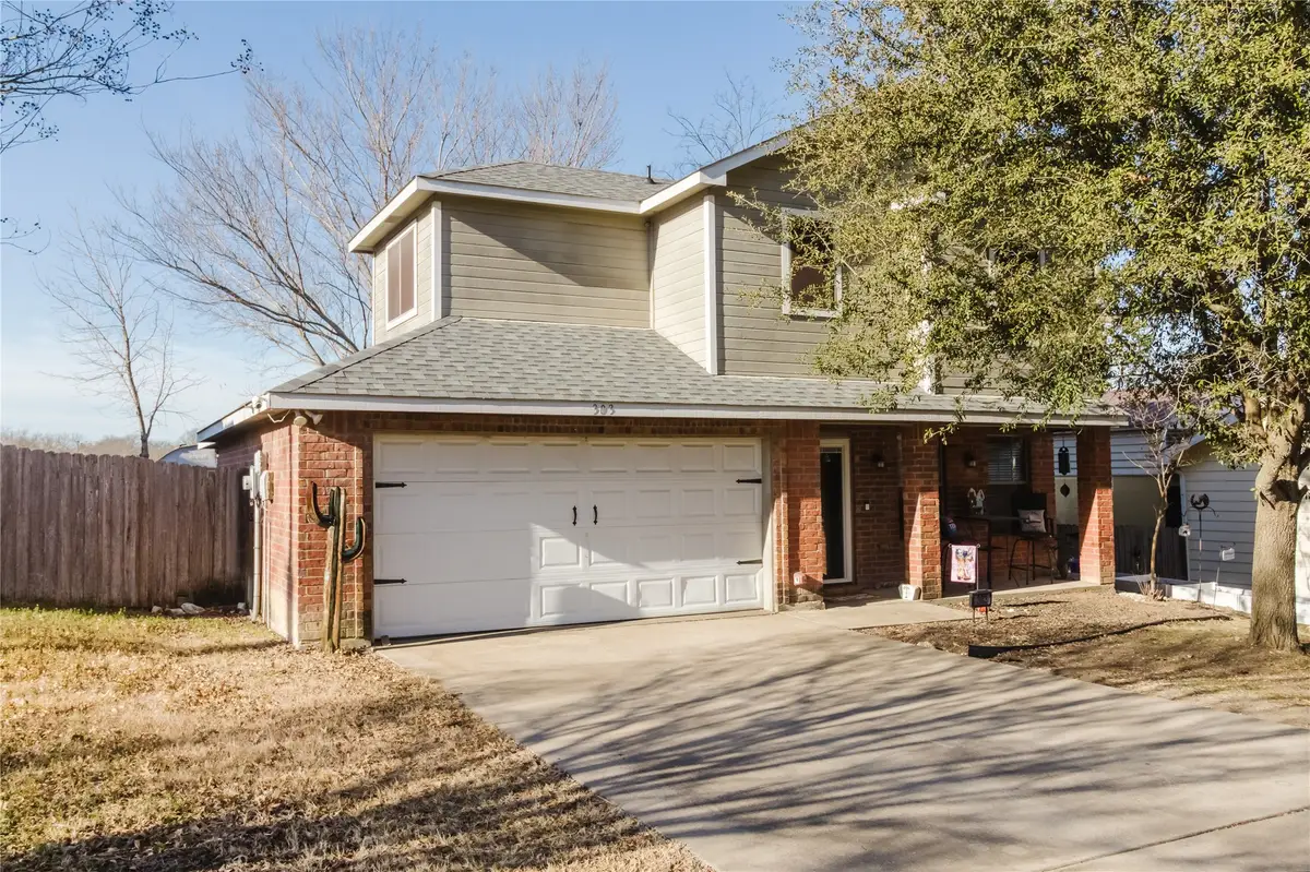 303 Pasley Street, Waxahachie, TX 75165 - Image #1
