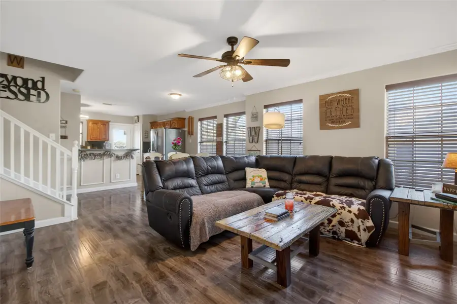 303 Pasley Street, Waxahachie, TX 75165 - Image #2