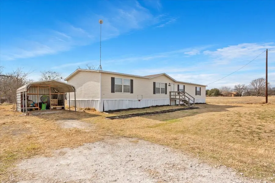 247 N Lake Street, Axtell, TX 76624 - #2