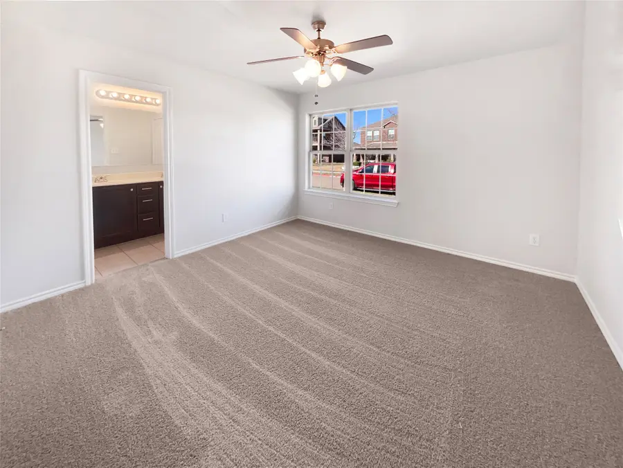 1778 Overlook Drive, Lancaster, TX 75146 - Image #3