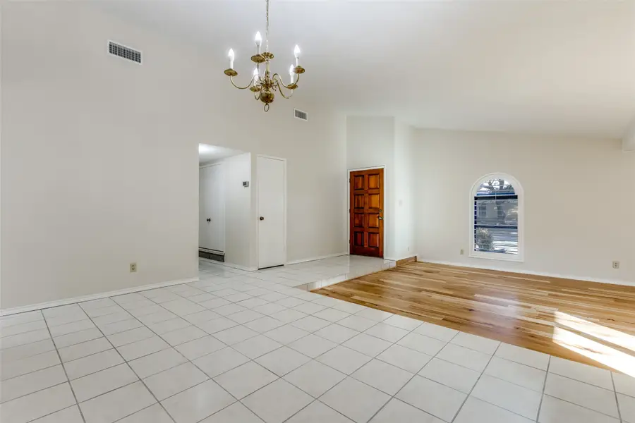 956 Windy Meadow Drive, Plano, TX 75023 - #2