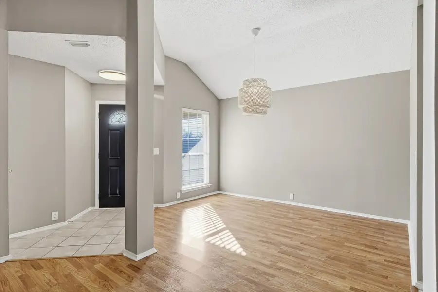 739 Thousand Oaks Drive, Lake Dallas, TX 75065 - Image #3