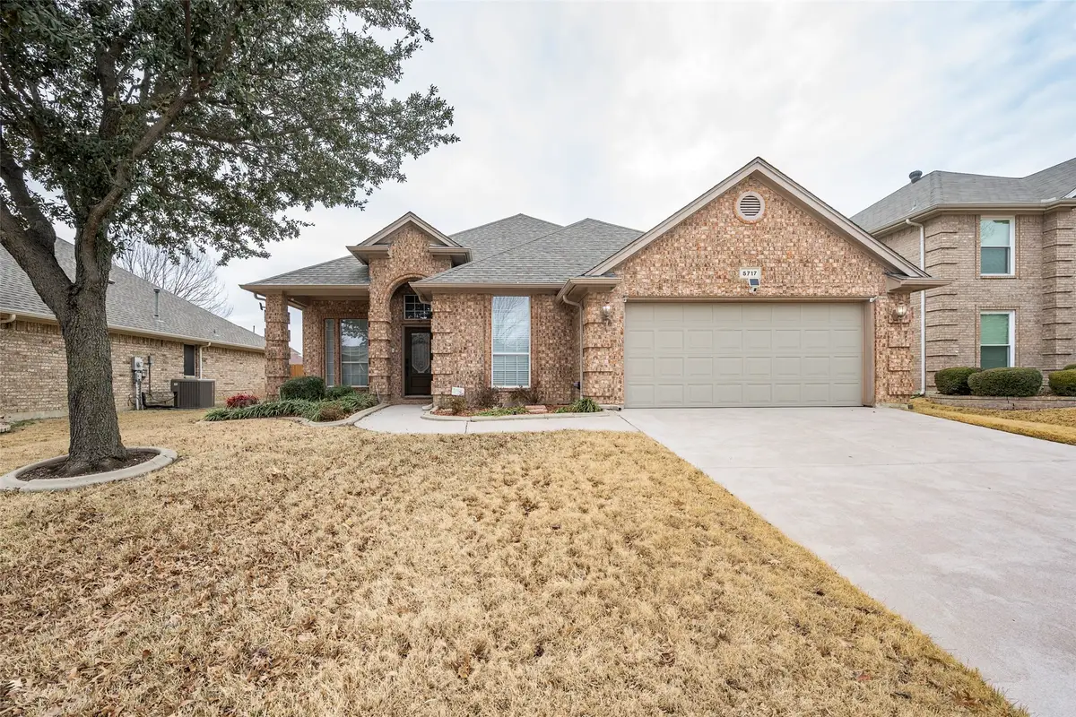 5717 Searcy Drive, Fort Worth, TX 76131 - Image #1