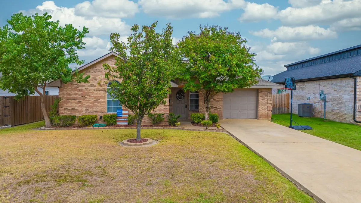 702 Aldridge Street, Commerce, TX 75428 - Image #1
