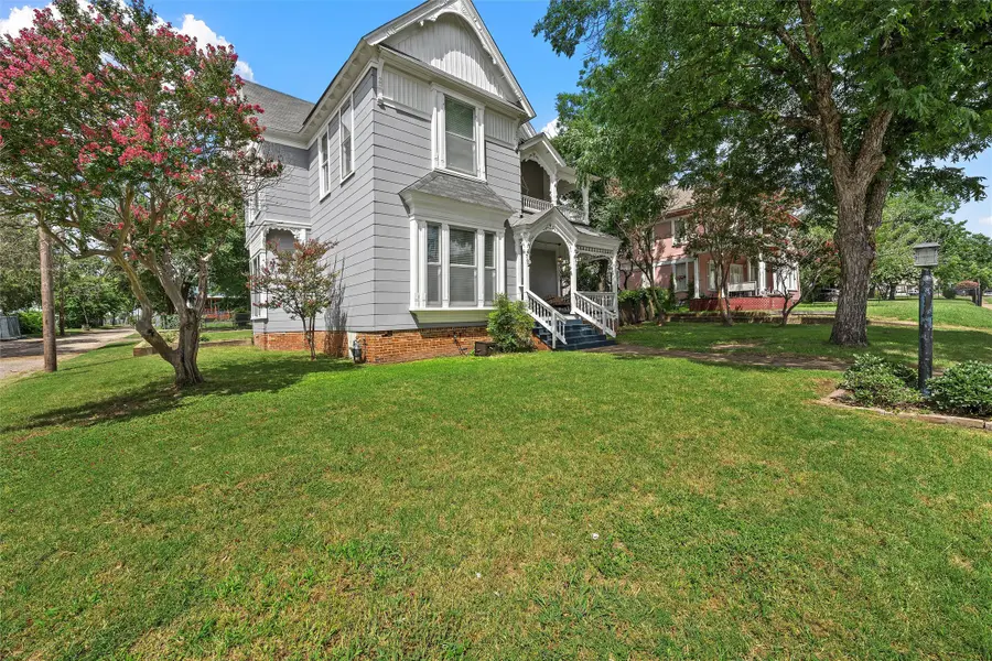 702 N 15th Street, Waco, TX 76707 - #3